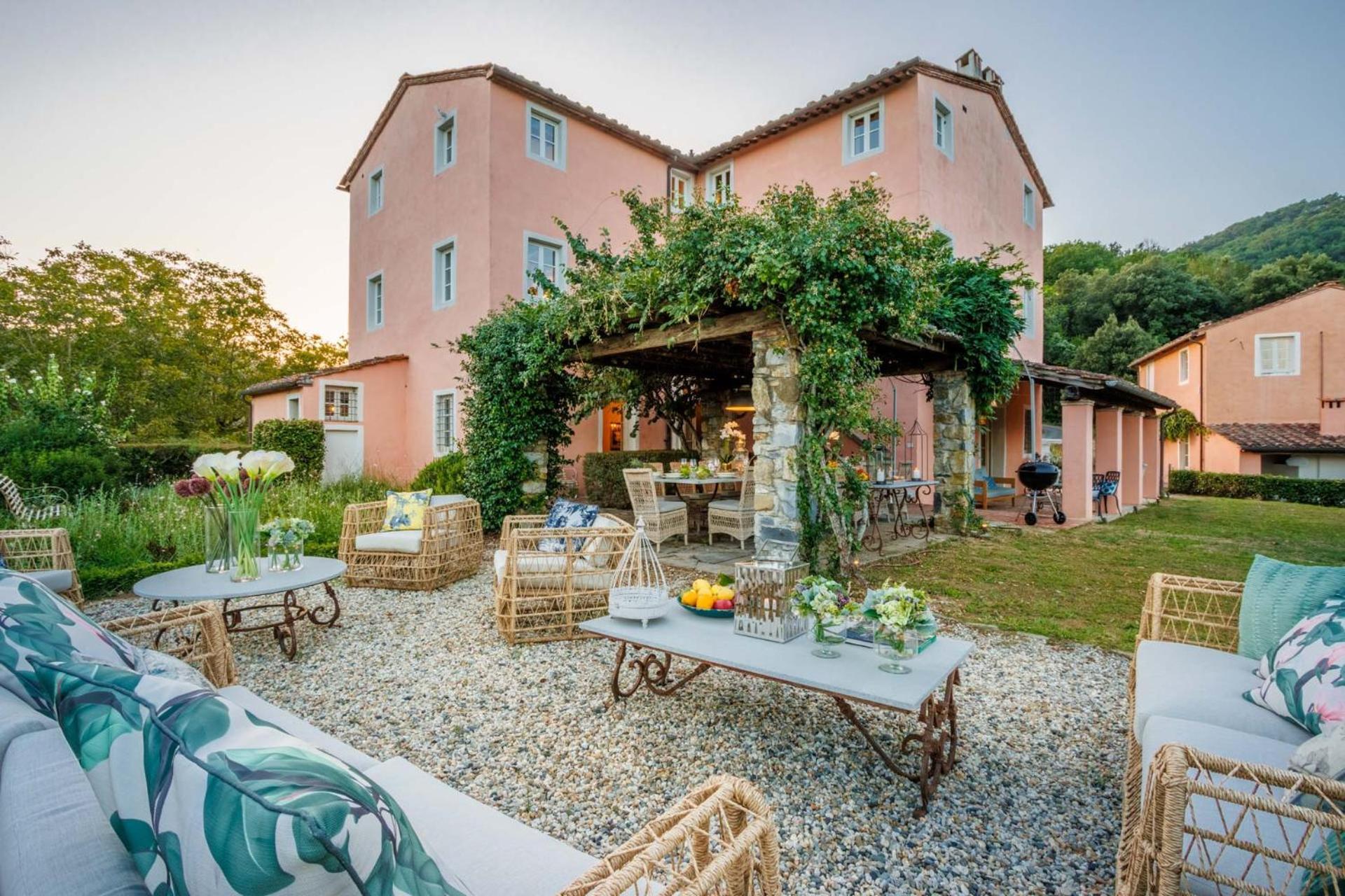 Villa Domus Francigena Lucca Buitenkant foto